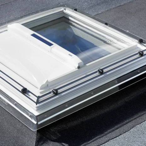 VELUX anti-heat blind for flat roof windows CVP - CFP VELUX anti-heat blind for flat roof windows CVP - CFP