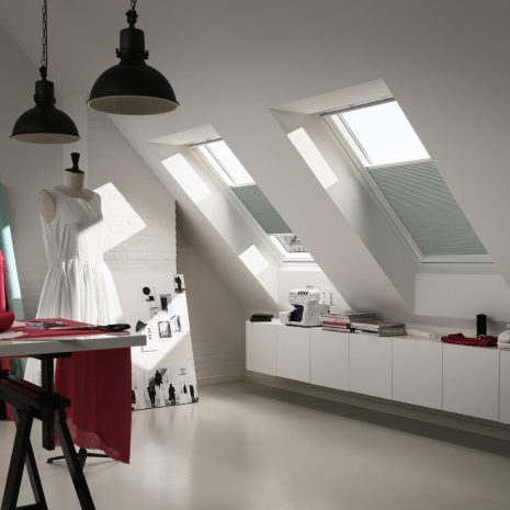 Blackout Energy Pleated - Studio Blackout Energy Pleated - Studio